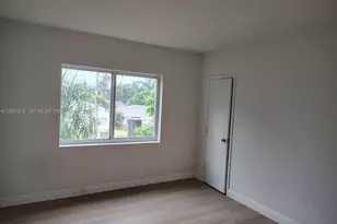 231 NW 83rd St, Miami, FL 33150 - Photo 11