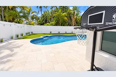 17542 NW 12th St, Pembroke Pines, FL 33029 - Photo 47