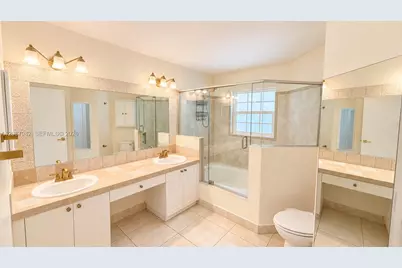 17542 NW 12th St, Pembroke Pines, FL 33029 - Photo 39
