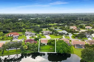 6581 Falconsgate Ave, Davie, FL 33331 - Photo 41