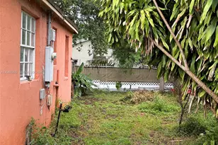 2118 NW 83rd St, Miami, FL 33147 - Photo 61