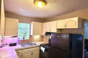 2118 NW 83rd St, Miami, FL 33147 - Photo 31