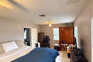 2118 NW 83rd St, Miami, FL 33147 - Photo 9