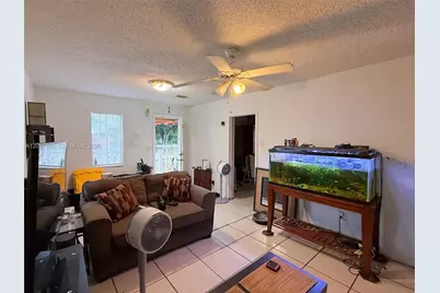 2118 NW 83rd St, Miami, FL 33147 - Photo 25