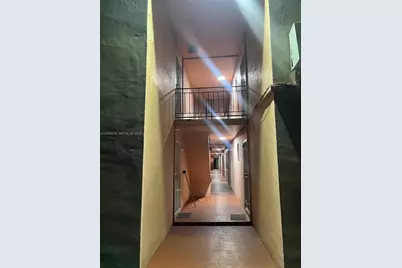 1525 NW 19th Ter #24, Miami, FL 33125 - Photo 3