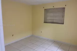 1525 NW 19th Terrace, Miami, FL 33125 - Photo 11
