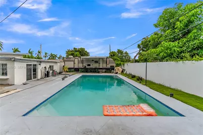 12501 NW 22nd Ave, Miami, FL 33167 - Photo 43