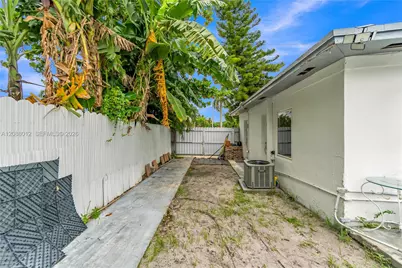 12501 NW 22nd Ave, Miami, FL 33167 - Photo 45