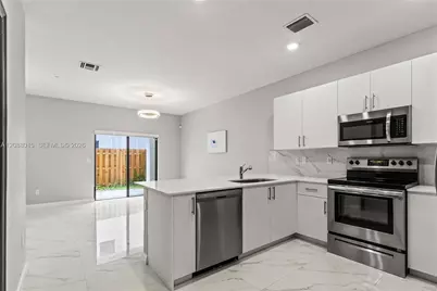 221 SW 159th Way, Pembroke Pines, FL 33027 - Photo 11