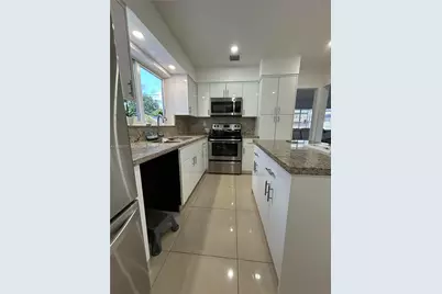 10521 Caribbean Blvd, Cutler Bay, FL 33189 - Photo 5