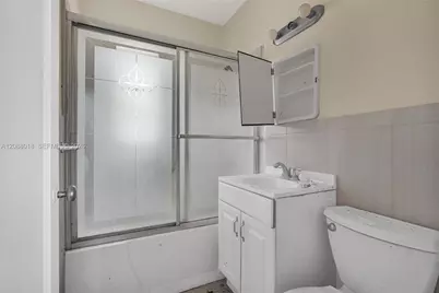 424 Minola Dr, Miami Springs, FL 33166 - Photo 13