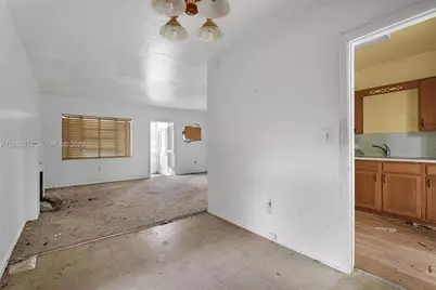 424 Minola Dr, Miami Springs, FL 33166 - Photo 5