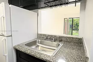 4271 NW 11th St, Miami, FL 33126 - Photo 3