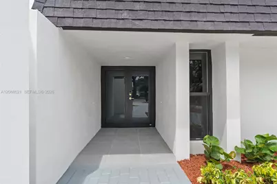 4705 Bayberry Ln, Tamarac, FL 33319 - Photo 3