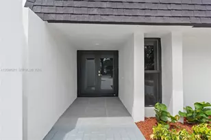 4705 Bayberry Ln, Tamarac, FL 33319 - Photo 3