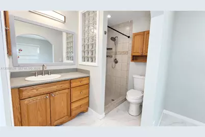8331 NW 44th Ct, Lauderhill, FL 33351 - Photo 13