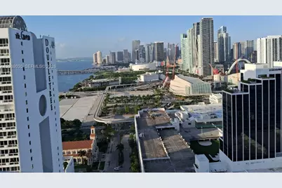 1750 N Bayshore Dr #3710, Miami, FL 33132 - Photo 13