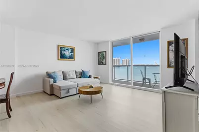 2841 NE 163rd St #607, North Miami Beach, FL 33160 - Photo 3