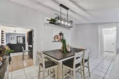 8971 NW 150th Ter, Miami Lakes, FL 33018 - Photo 9