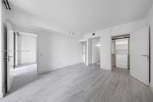 1300 Brickell Bay Dr, Miami, FL 33131 - Photo 25