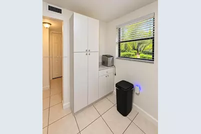 10625 SW 112th Ave #111, Miami, FL 33176 - Photo 7