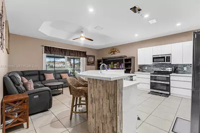 3985 NE 15th St, Homestead, FL 33033 - Photo 7