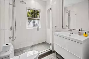743 NW 9th Ave, Miami, FL 33136 - Photo 15