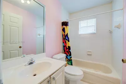 13945 S Cypress Cove Cir, Davie, FL 33325 - Photo 29