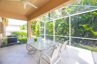 13945 S Cypress Cove Cir, Davie, FL 33325 - Photo 37