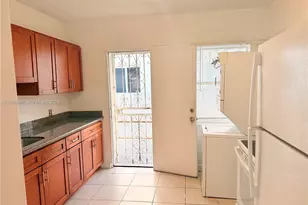 2410 NW 34th St, Miami, FL 33142 - Photo 17
