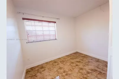 11601 SW 183rd St, Miami, FL 33157 - Photo 13