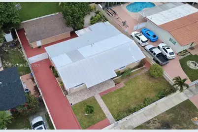 11601 SW 183rd St, Miami, FL 33157 - Photo 3