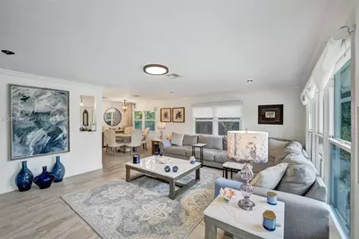 418 NW 20th St, Wilton Manors, FL 33311 - Photo 5