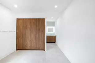 2610 SW 17th St, Miami, FL 33145 - Photo 21