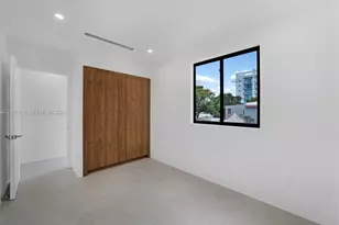 2610 SW 17th St, Miami, FL 33145 - Photo 25