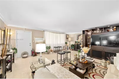 11960 NE 19th Dr #17, North Miami, FL 33181 - Photo 5