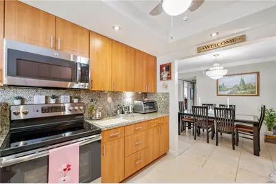 11960 NE 19th Dr #17, North Miami, FL 33181 - Photo 13