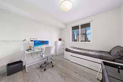 600 NE 27th St #704, Miami, FL 33137 - Photo 15