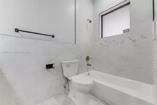 1962 NW 107th St, Miami, FL 33167 - Photo 25