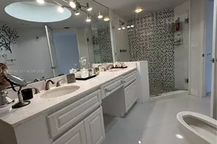 6301 Collins Ave, Miami Beach, FL 33141 - Photo 45