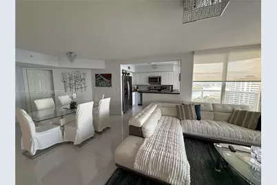 6301 Collins Ave #2108, Miami Beach, FL 33141 - Photo 23
