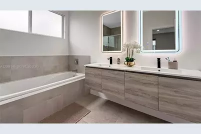 10232 NW 71st Ter #10232, Doral, FL 33178 - Photo 23
