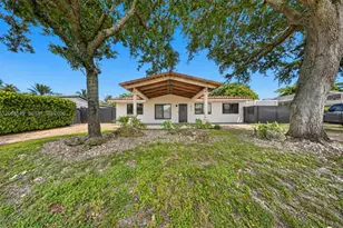 8315 SW 99th Ct, Miami, FL 33173 - Photo 3