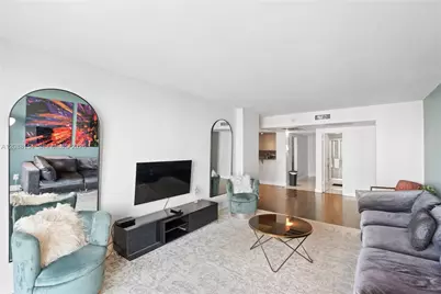19370 Collins Ave #816, Sunny Isles Beach, FL 33160 - Photo 5