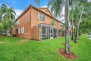 1303 Presidio Dr, Weston, FL 33327 - Photo 45