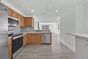 1303 Presidio Dr, Weston, FL 33327 - Photo 21