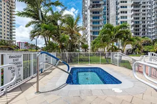 2030 S Ocean Dr, Hallandale Beach, FL 33009 - Photo 11