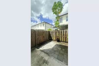 8177 W 36th Ave #7, Hialeah, FL 33018 - Photo 41
