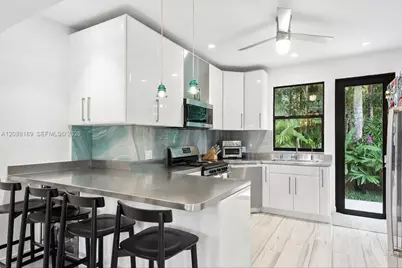[Address not provided], Miami Beach, FL 33140 - Photo 11