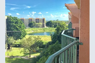 9360 Fontainebleau Blvd #612, Miami, FL 33172 - Photo 3